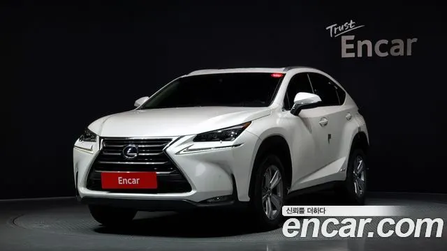 LEXUS NX300H 2017