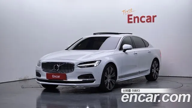 VOLVO S90 2025