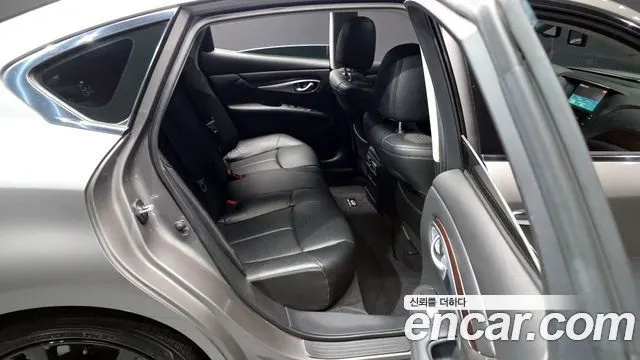 INFINITI M56 2011 — 211 370 км, серебристо-серый, Корея — под ключ — фото 12