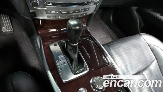 INFINITI M56 2011 — 211 370 км, серебристо-серый, Корея — под ключ — фото 9