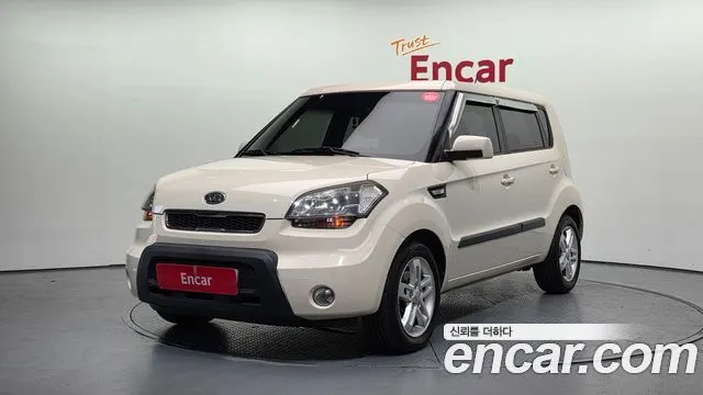 KIA SOUL 2011 — 145 285 км, белый-перламутр, Корея — под ключ — фото 1