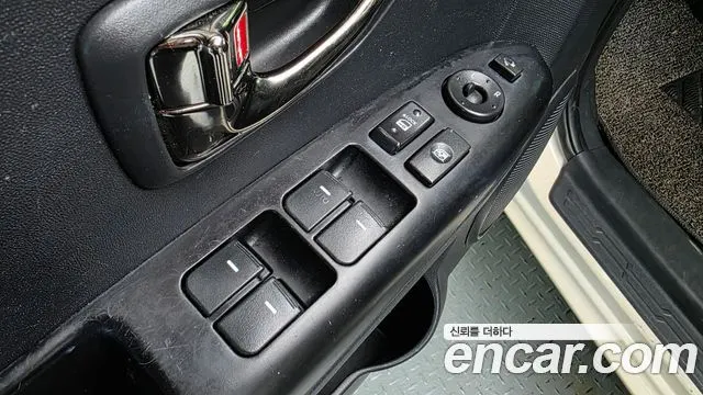 KIA SOUL 2011 — 145 285 км, белый-перламутр, Корея — под ключ — фото 12