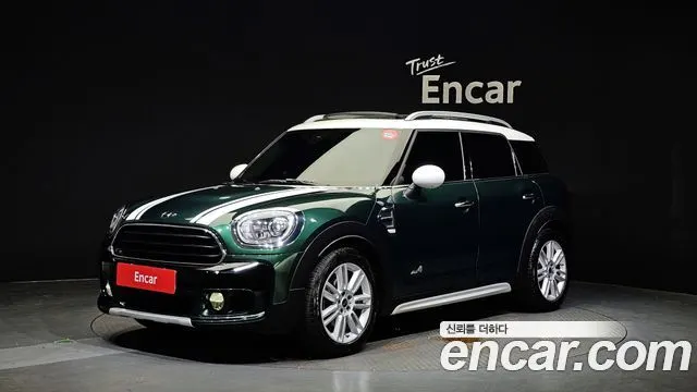 MINI COOPER D COUNTRYMAN 2018 — 93 321 км, зелёный, Корея — под ключ — фото 1