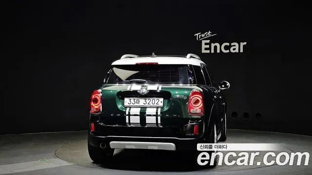 MINI COOPER D COUNTRYMAN 2018 — 93 321 км, зелёный, Корея — под ключ — фото 4