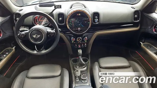 MINI COOPER D COUNTRYMAN 2018 — 93 321 км, зелёный, Корея — под ключ — фото 7