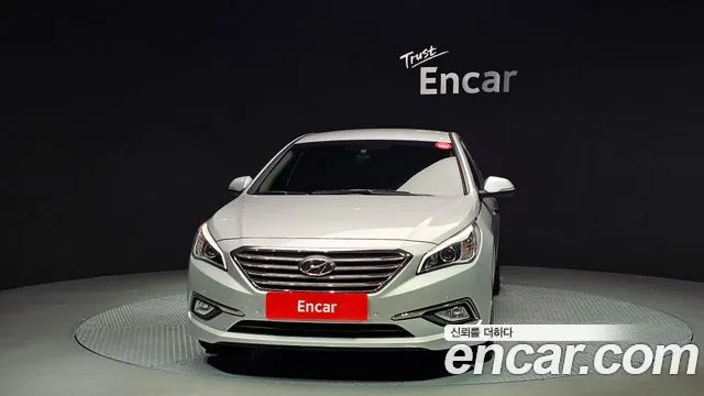 HYUNDAI SONATA 2015 — 135 360 км, серебристый, Корея — под ключ — фото 3