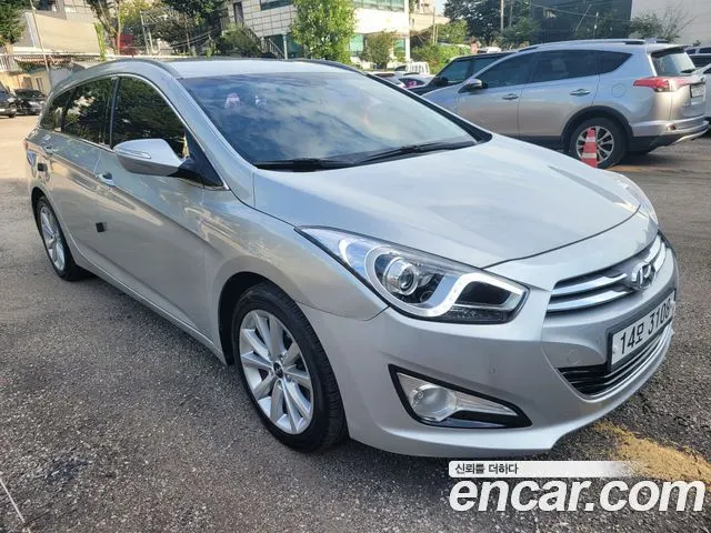 HYUNDAI I40 SALOON 2012 — 144 000 км, серебристый, Корея — под ключ — фото 1