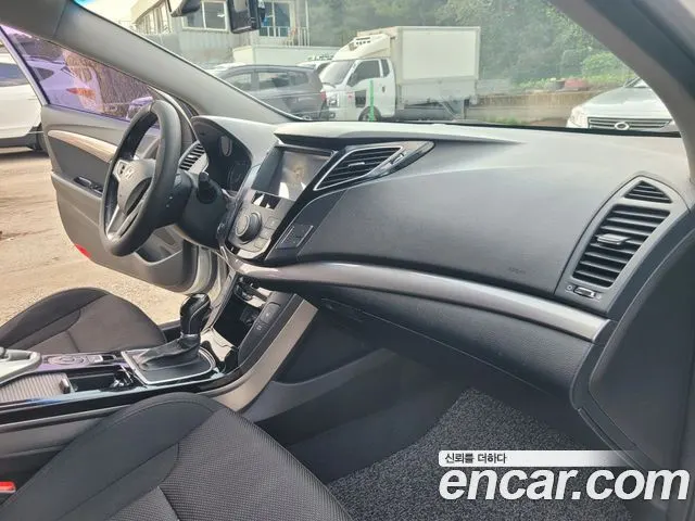 HYUNDAI I40 SALOON 2012 — 144 000 км, серебристый, Корея — под ключ — фото 10
