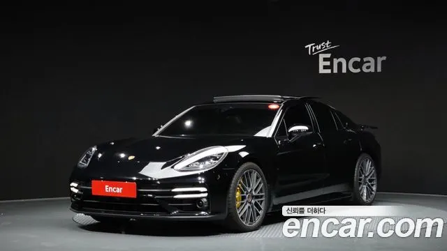 PORSCHE PANAMERA 971 2021