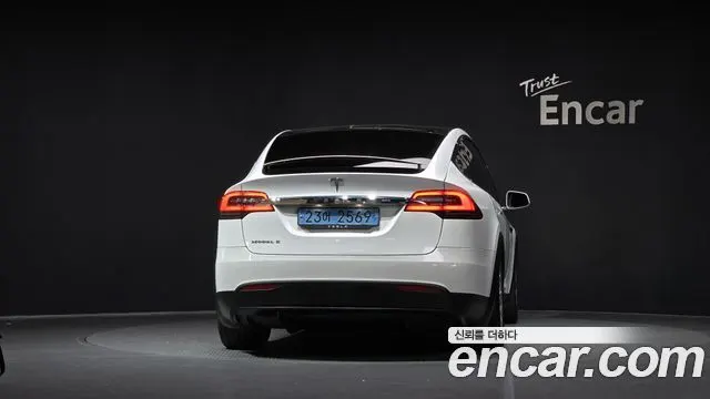 TESLA MODEL X 2018 — 240 789 км, белый, Корея — под ключ — фото 4