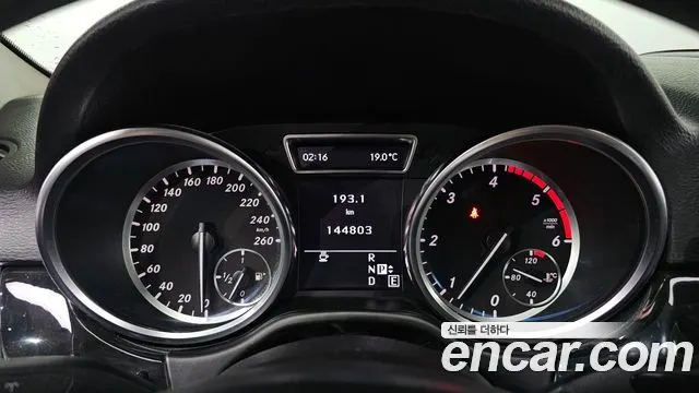 MERCEDES-BENZ M-CLASS W166 2012 — 144 803 км, серебристо-серый, Корея — под ключ — фото 8