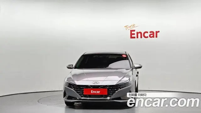 HYUNDAI AVANTE 2021 — 22 655 км, серебристо-серый, Корея — под ключ — фото 3