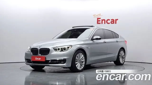 BMW 5 SERIES GT 2015 — 71 528 км, серебристый, Корея — под ключ — фото 1