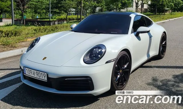 PORSCHE 911 992 2024