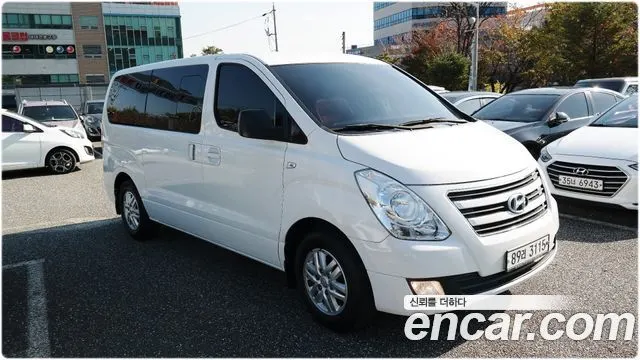HYUNDAI GRAND STAREX 2017 — 125 778 км, белый, Корея — под ключ — фото 3