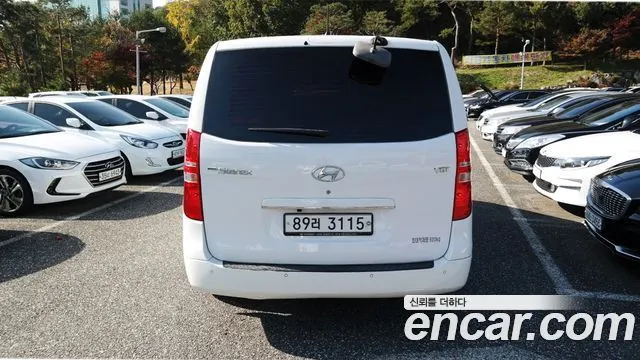 HYUNDAI GRAND STAREX 2017 — 125 778 км, белый, Корея — под ключ — фото 5