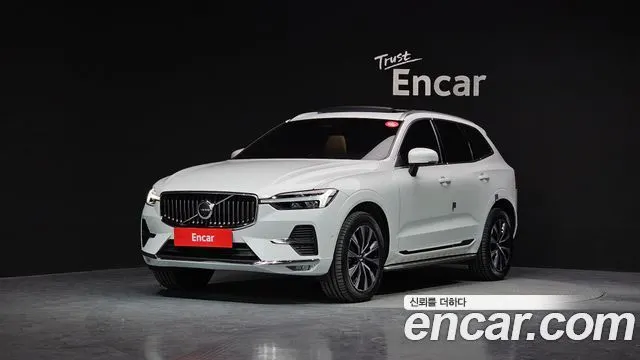 VOLVO XC60 2023