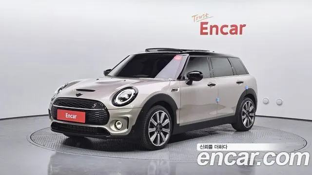 MINI COOPER S CLUBMAN 2023 — 21 235 км, светло-золотистый, Корея — под ключ — фото 1