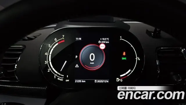 MINI COOPER S CLUBMAN 2023 — 21 235 км, светло-золотистый, Корея — под ключ — фото 8