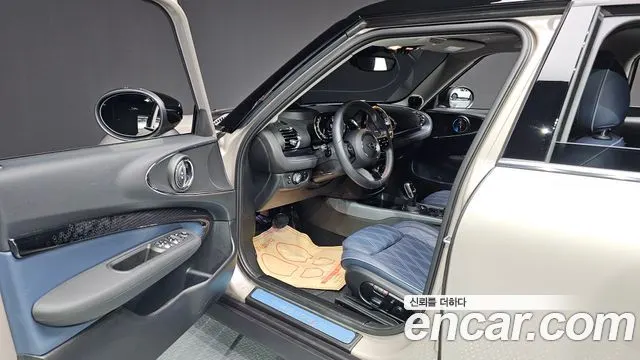 MINI COOPER S CLUBMAN 2023 — 21 235 км, светло-золотистый, Корея — под ключ — фото 10