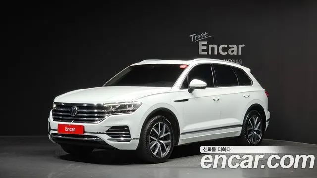 VOLKSWAGEN TOUAREG 2022