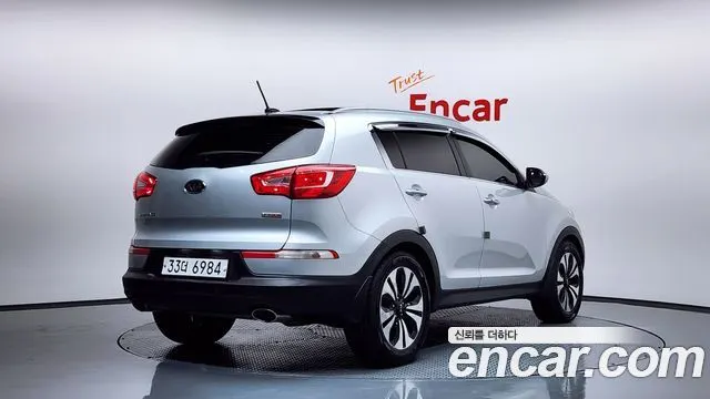 KIA SPORTAGE R 2012 — 124 997 км, серебристо-серый, Корея — под ключ — фото 2