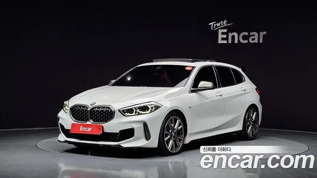 BMW 1 SERIES F40 2022