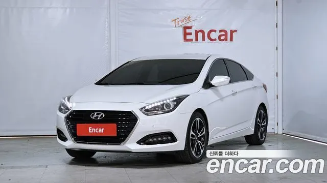 HYUNDAI I40 SALOON 2016 — 189 461 км, белый, Корея — под ключ — фото 1