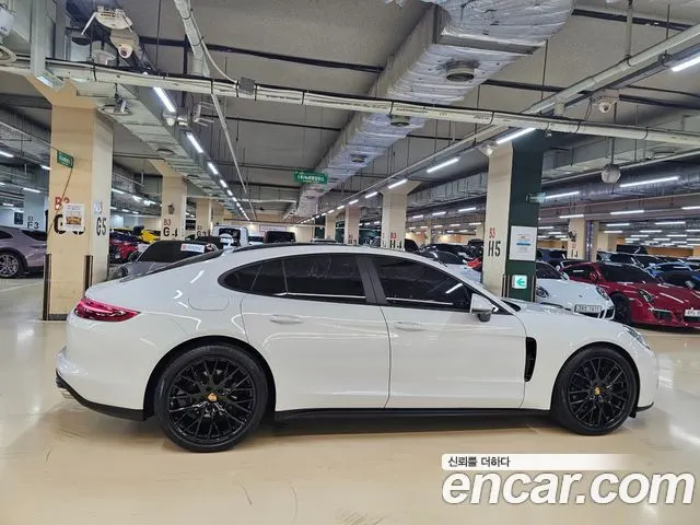 PORSCHE PANAMERA 2018 — 67 016 км, белый, Корея — под ключ — фото 2