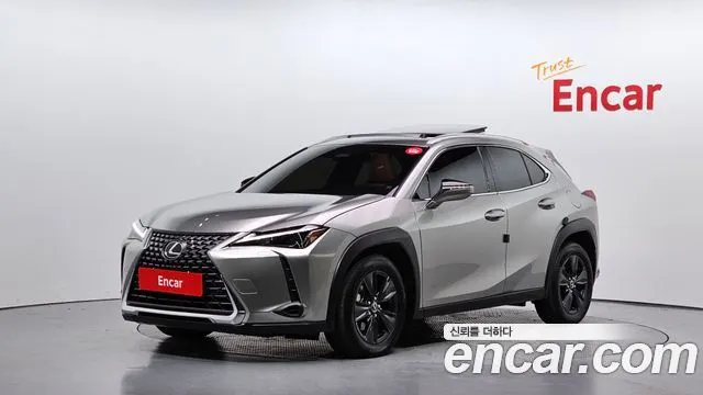 LEXUS UX300H 2026