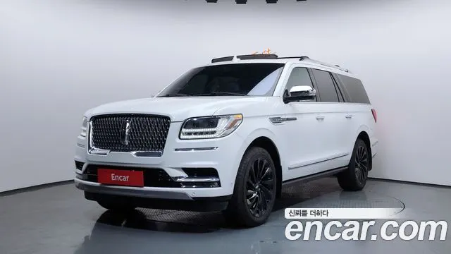 LINCOLN NAVIGATOR 2020