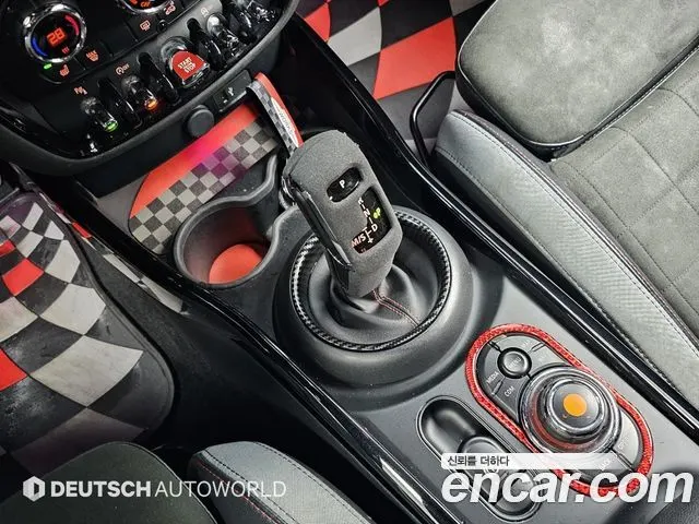 MINI COOPER S CLUBMAN 2020 — 90 593 км, тёмно-зелёный, Корея — под ключ — фото 9