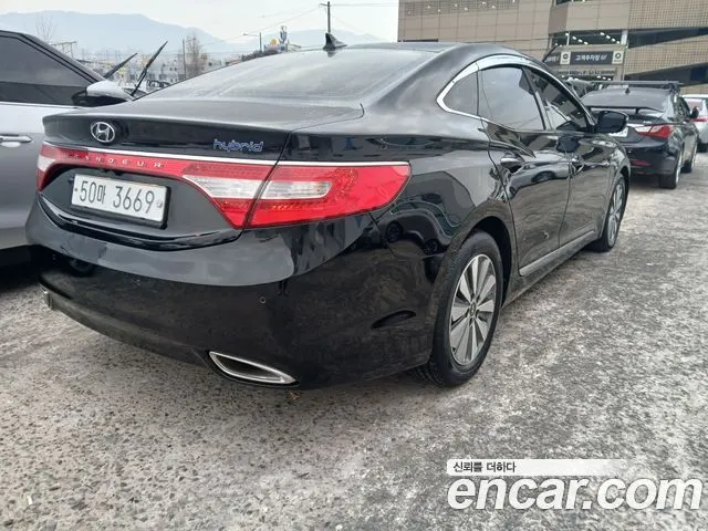 HYUNDAI GRANDEUR HYBRID 2015 — 178 645 км, чёрный, Корея — под ключ — фото 4
