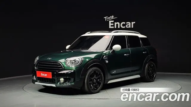 MINI COOPER D COUNTRYMAN 2018 — 95 215 км, зелёный, Корея — под ключ — фото 1