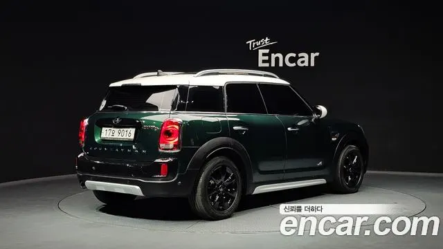 MINI COOPER D COUNTRYMAN 2018 — 95 215 км, зелёный, Корея — под ключ — фото 2