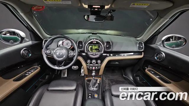 MINI COOPER D COUNTRYMAN 2018 — 95 215 км, зелёный, Корея — под ключ — фото 7