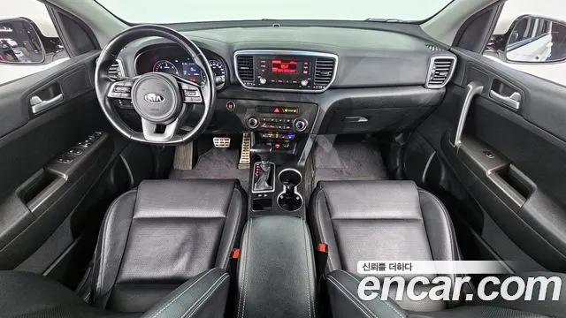 KIA SPORTAGE THE BOLD 2020 — 53 888 км, белый, Корея — под ключ — фото 7