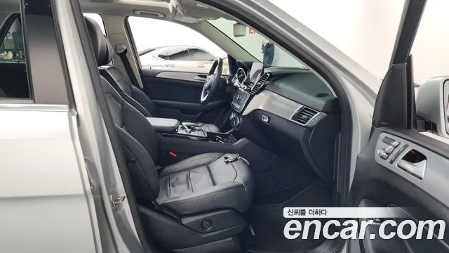 MERCEDES-BENZ GLE-CLASS W166 2018 — 144 731 км, серебристый, Корея — под ключ — фото 11