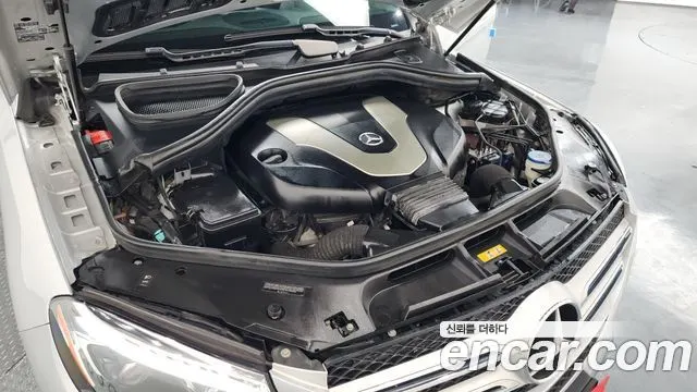 MERCEDES-BENZ GLE-CLASS W166 2018 — 144 731 км, серебристый, Корея — под ключ — фото 6