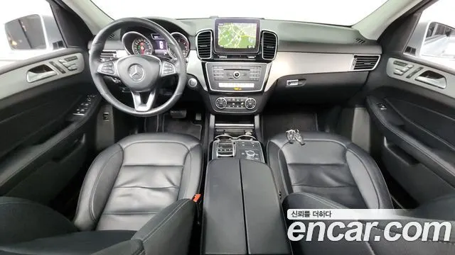 MERCEDES-BENZ GLE-CLASS W166 2018 — 144 731 км, серебристый, Корея — под ключ — фото 7