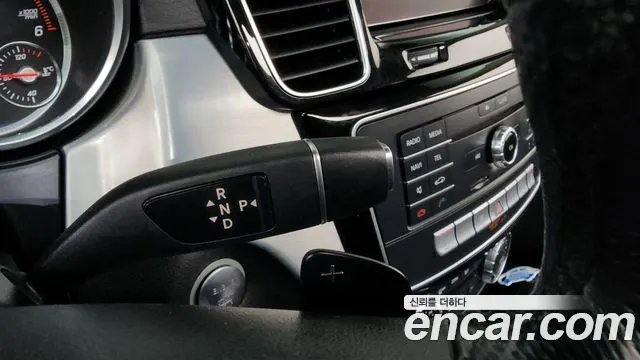 MERCEDES-BENZ GLE-CLASS W166 2018 — 144 731 км, серебристый, Корея — под ключ — фото 9