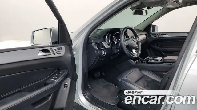 MERCEDES-BENZ GLE-CLASS W166 2018 — 144 731 км, серебристый, Корея — под ключ — фото 10
