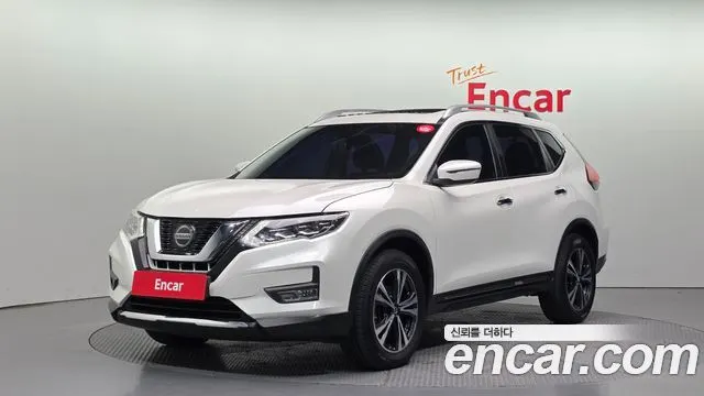NISSAN X-TRAIL 2018