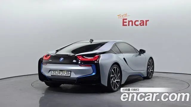 BMW I8 2015 — 138 140 км, серебристый, Корея — под ключ — фото 2