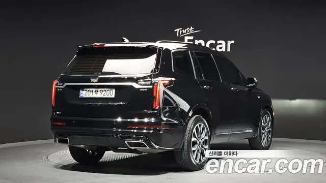 CADILLAC XT6 2022 — 67 170 км, чёрный, Корея — под ключ — фото 2