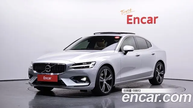 VOLVO S60 2021