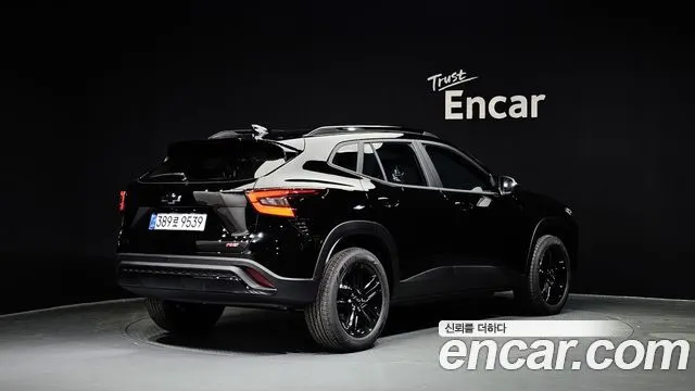 CHEVROLET TRAX CROSSOVER 2026 — 4 км, чёрный, Корея — под ключ — фото 2