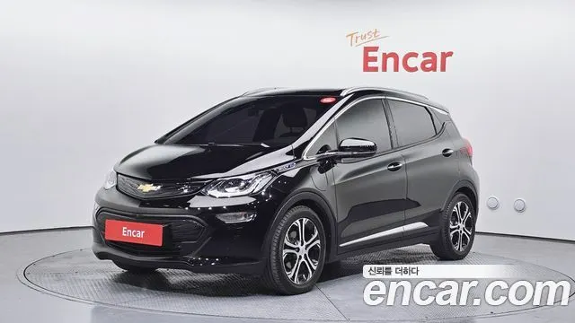 CHEVROLET BOLT 2021 — 80 098 км, чёрный, Корея — под ключ — фото 1