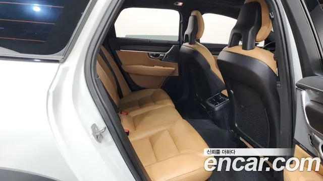 VOLVO V90 CROSS COUNTRY 2018 — 92 158 км, белый, Корея — под ключ — фото 12