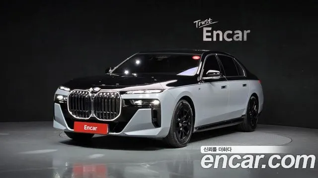 BMW 7 SERIES G70 2025